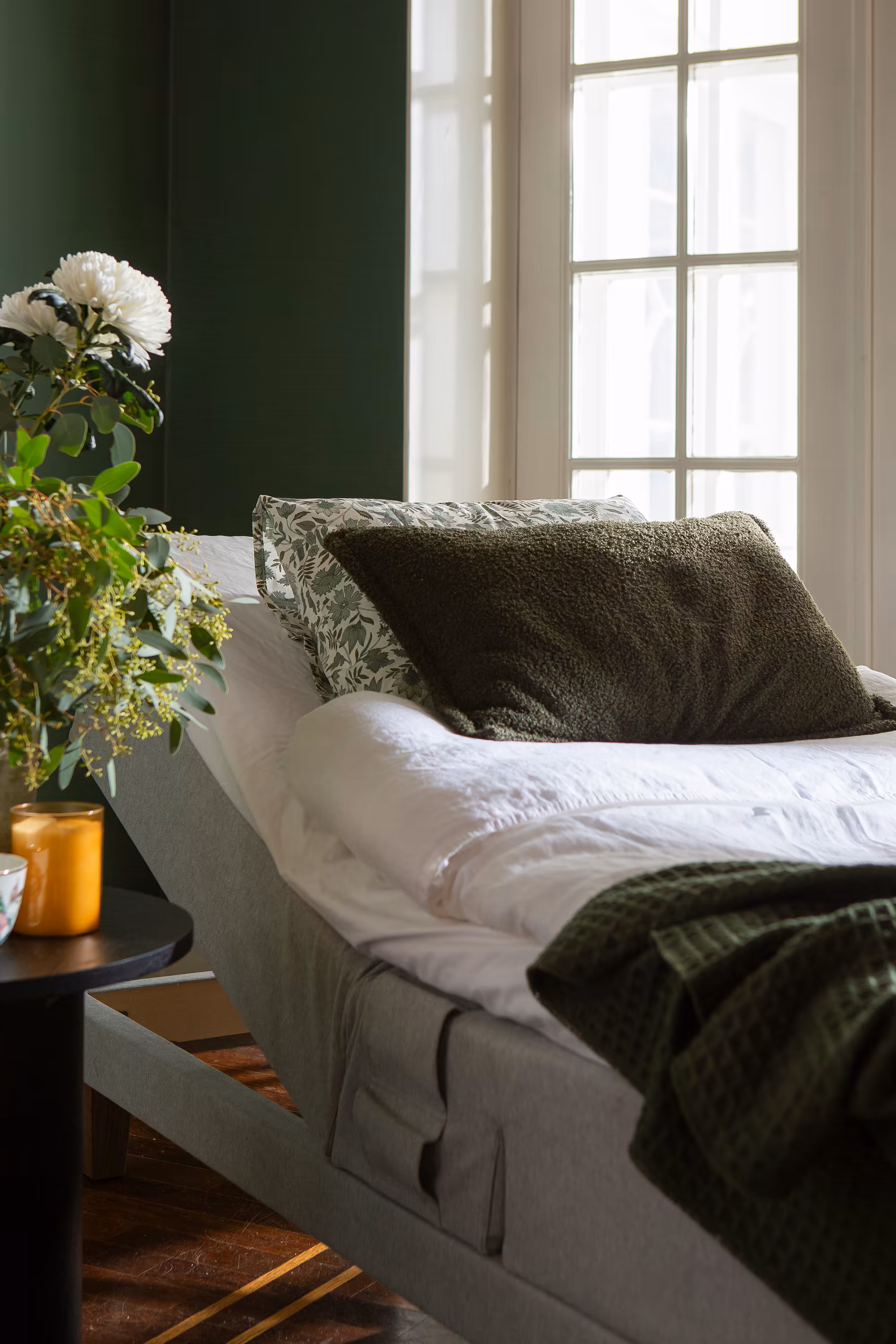 Moon Bronze adjustable bed, Grey image 3