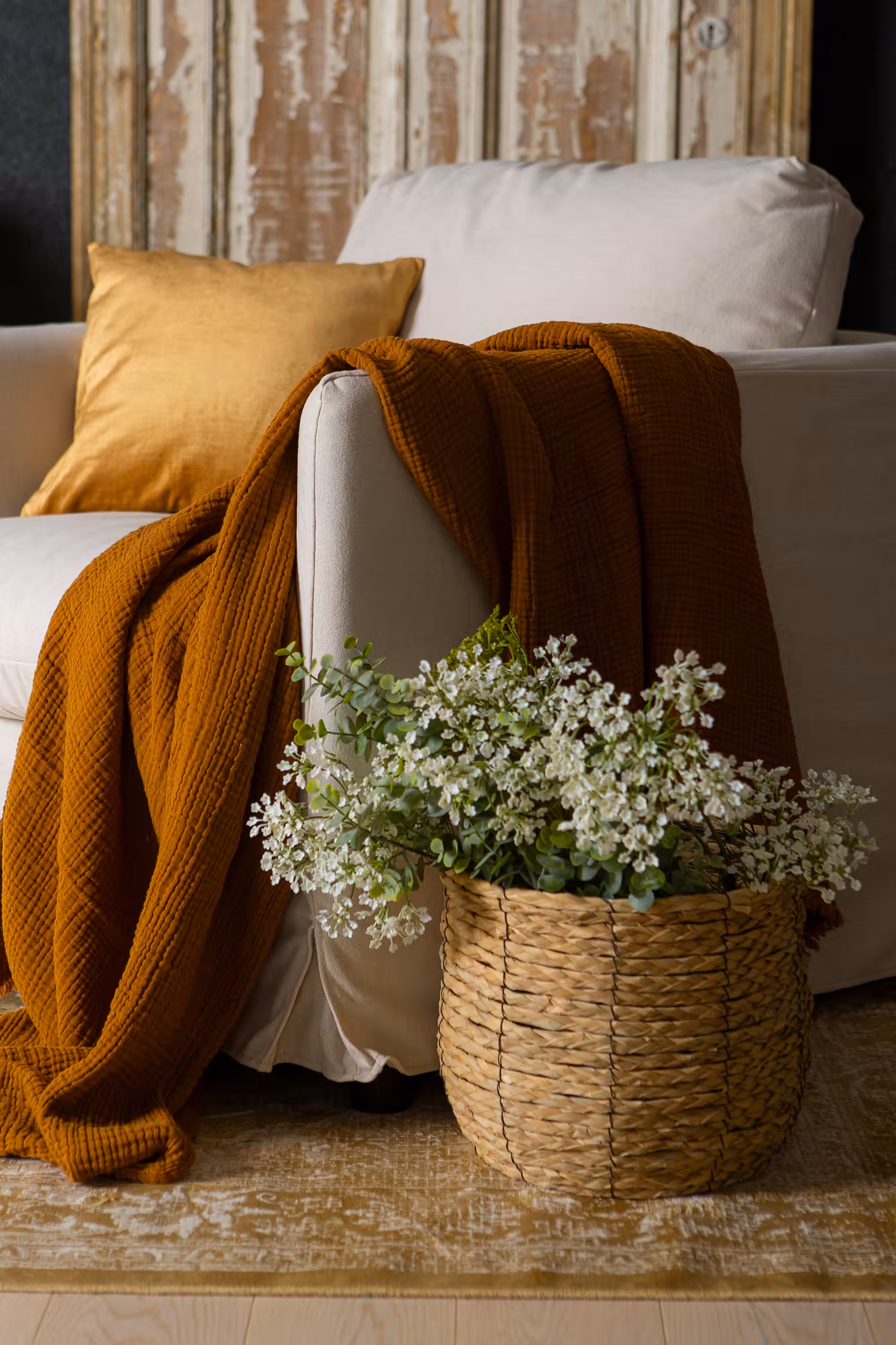 Voyage Armchair, White image 6
