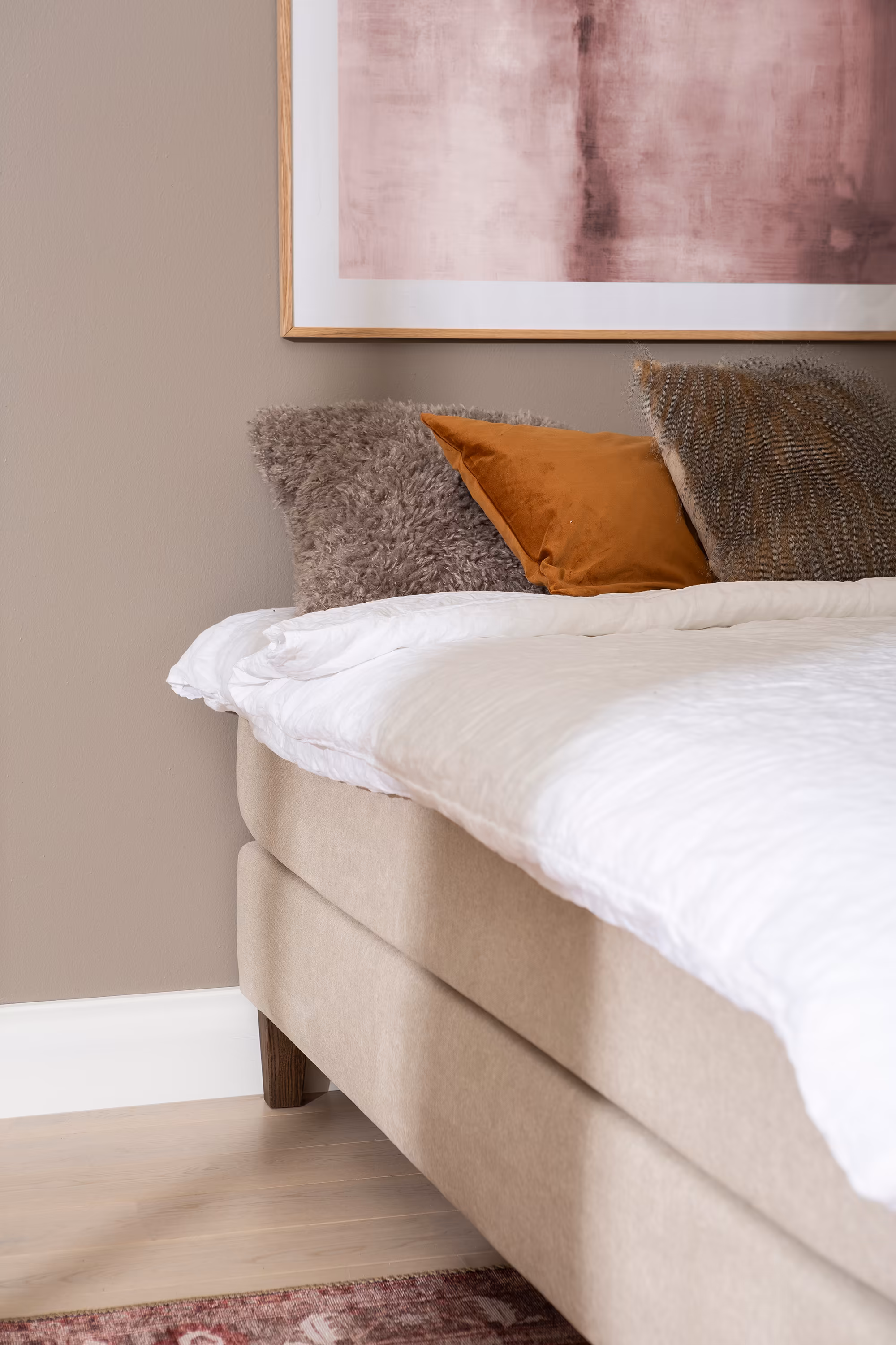 Moon Gold Continental Bed, Beige image 4