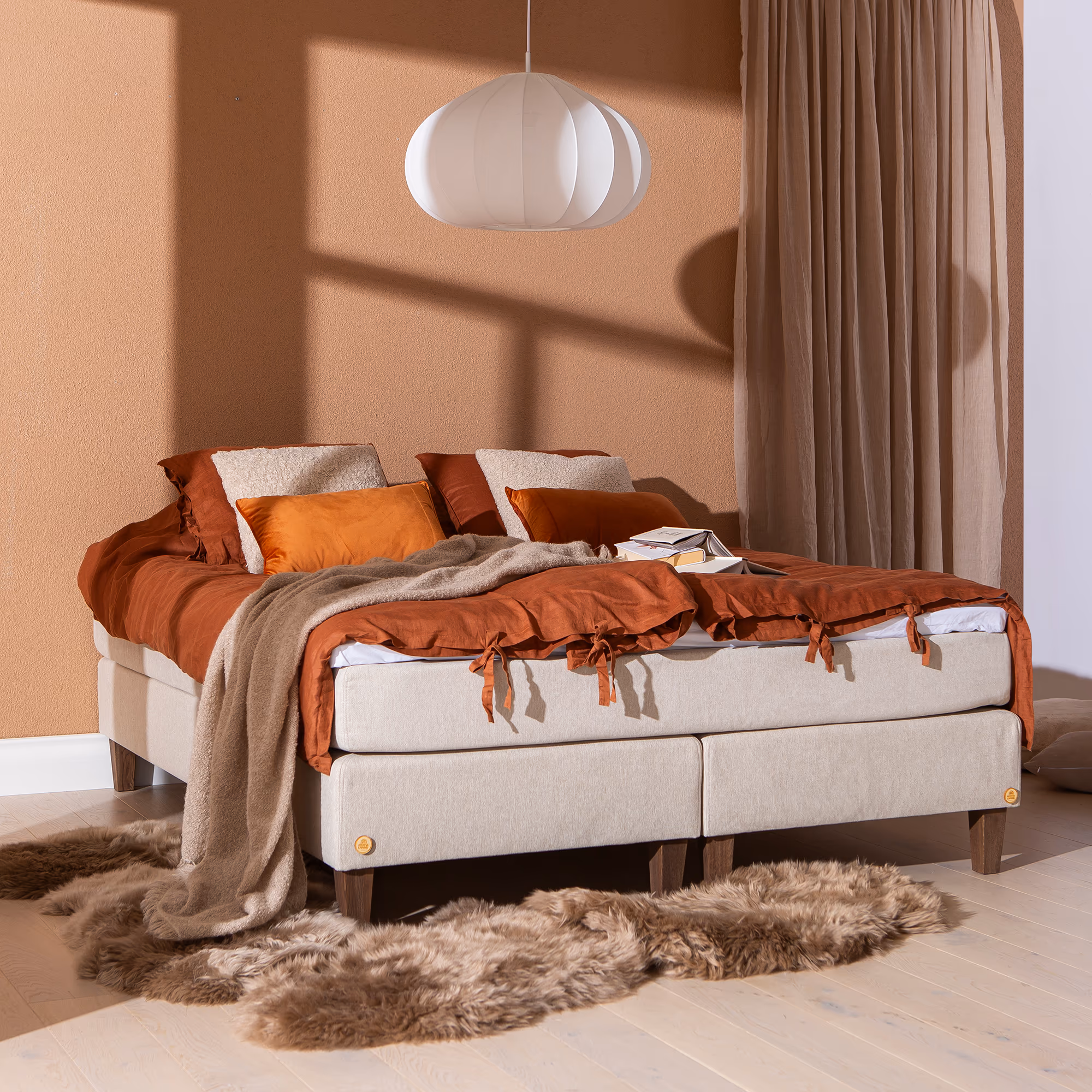 Moon Silver continental bed, Beige image 2