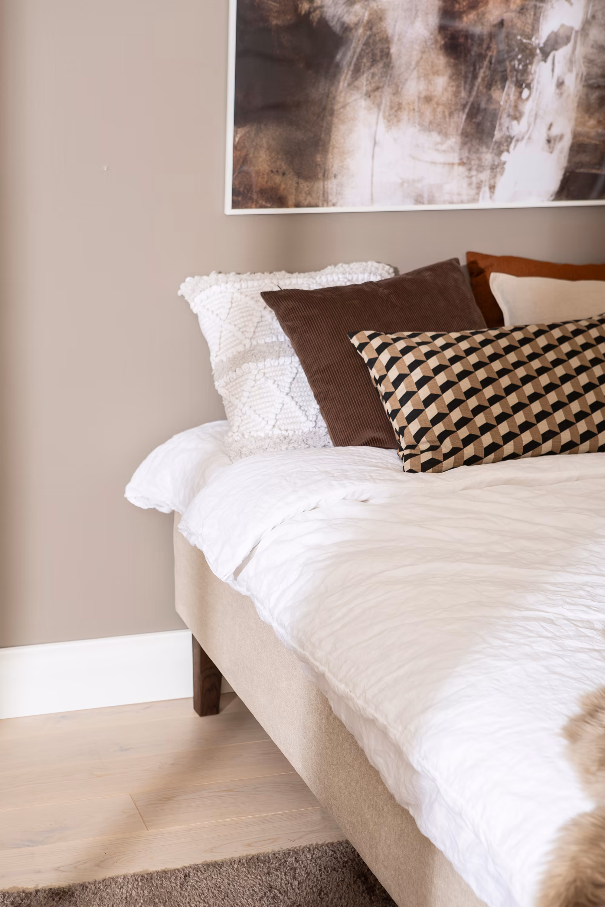 Moon Gold Divan Bed, Beige image 6