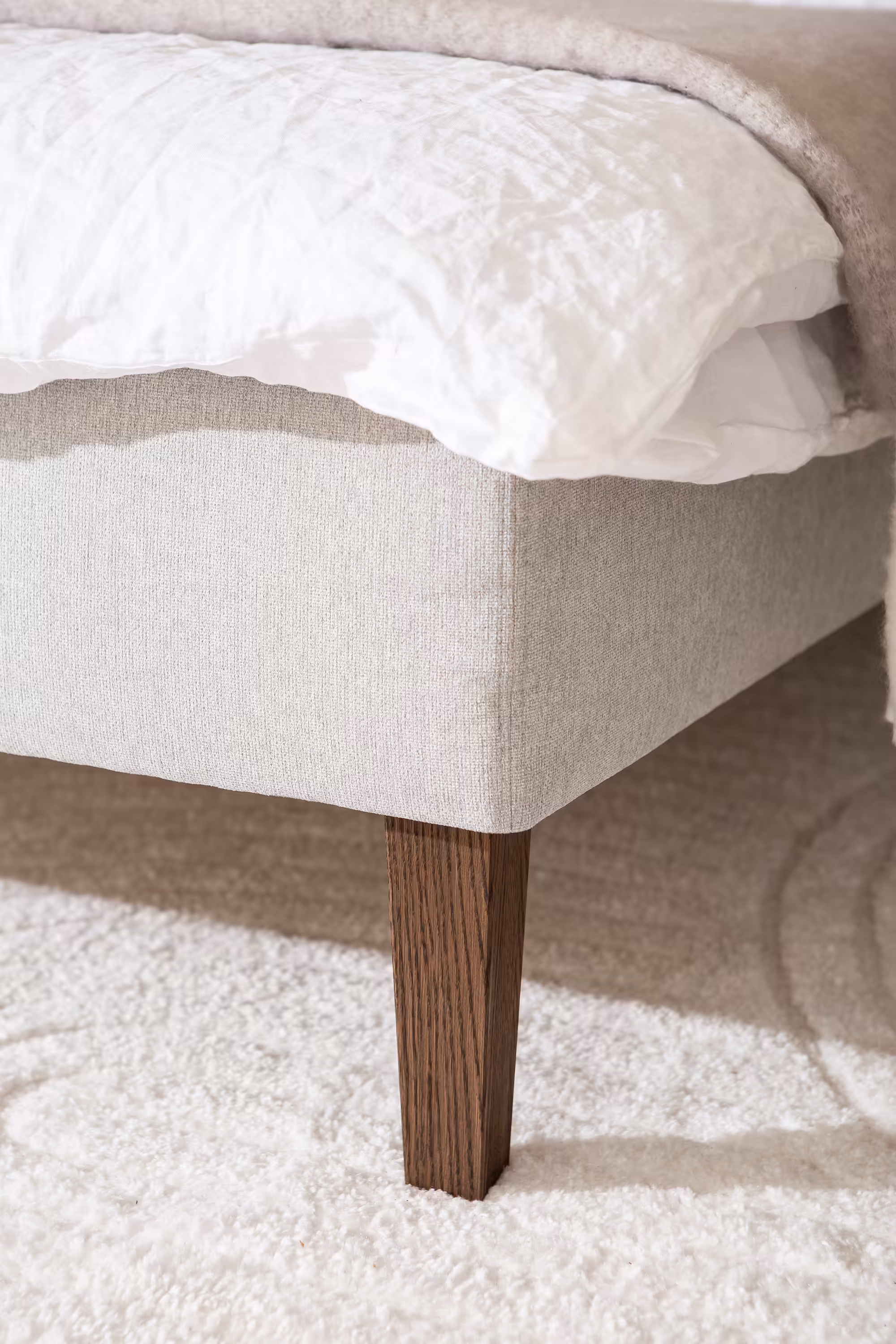 Moon Silver divan bed, Grey image 3