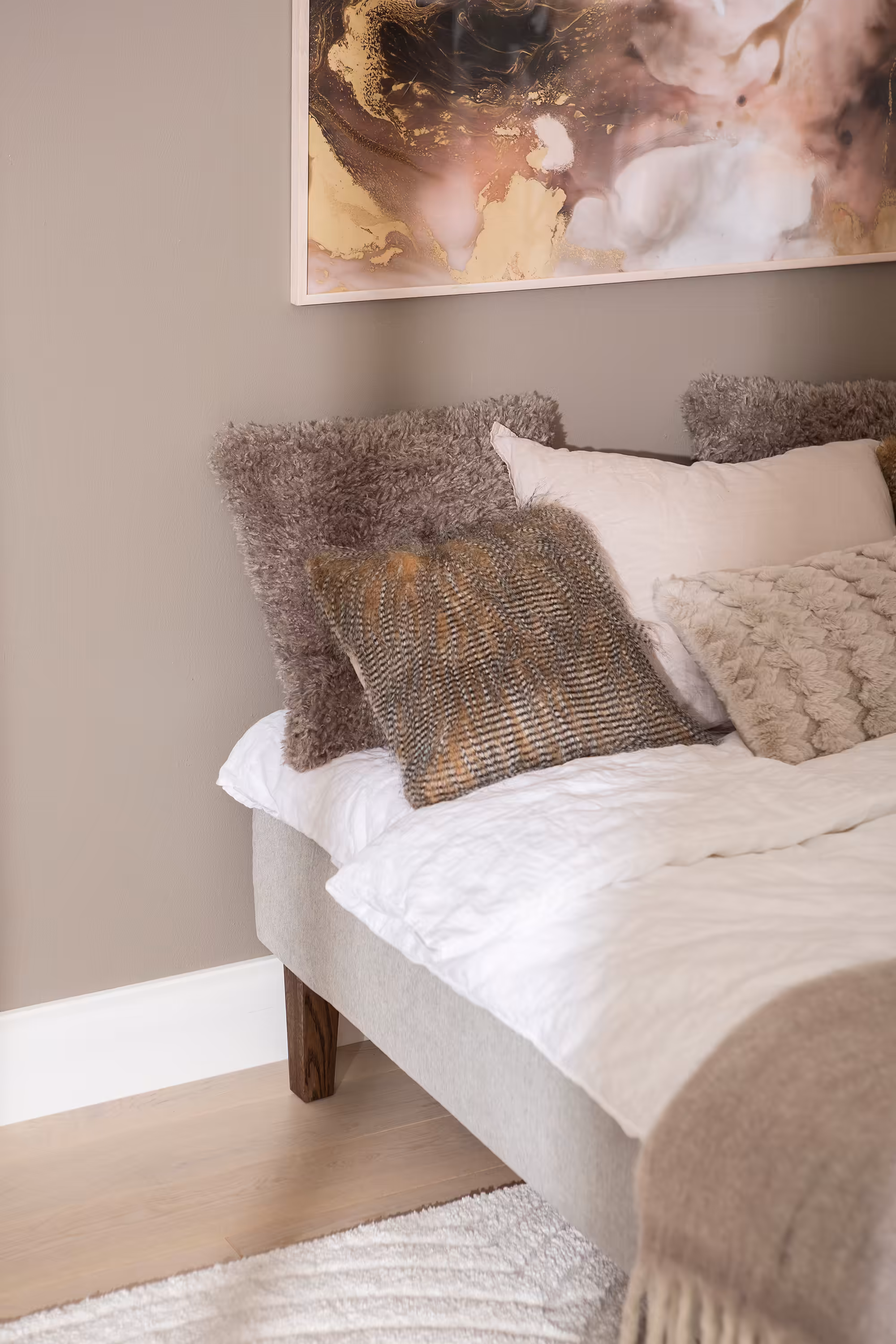 Moon Silver divan bed, Grey image 5