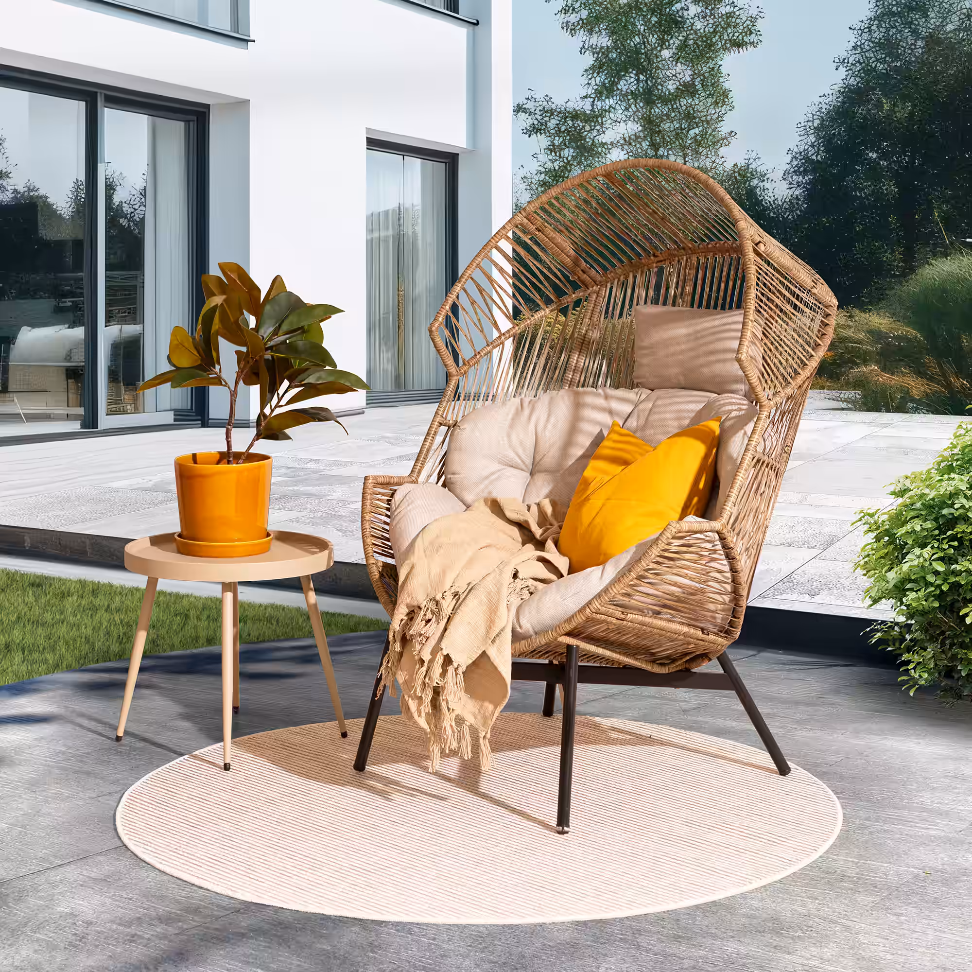 Outdoor Lounge Seating thumbnail