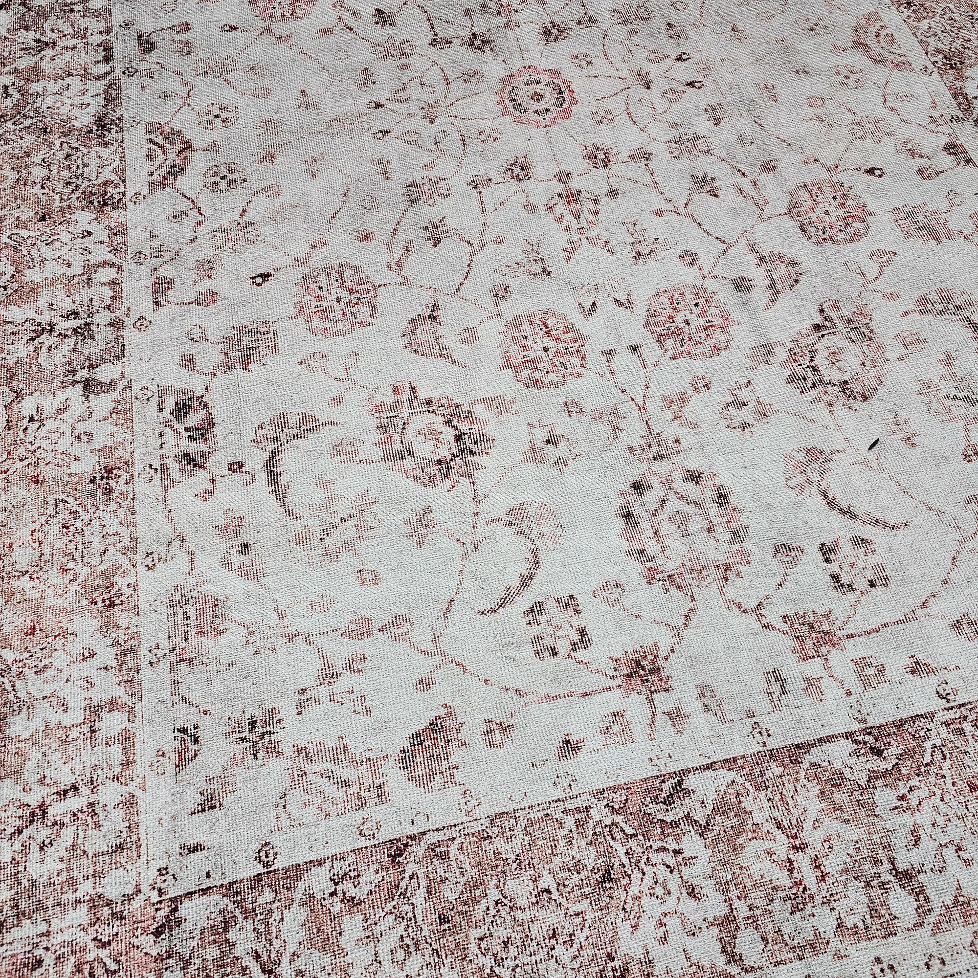 Lucca Rug, Red image 14