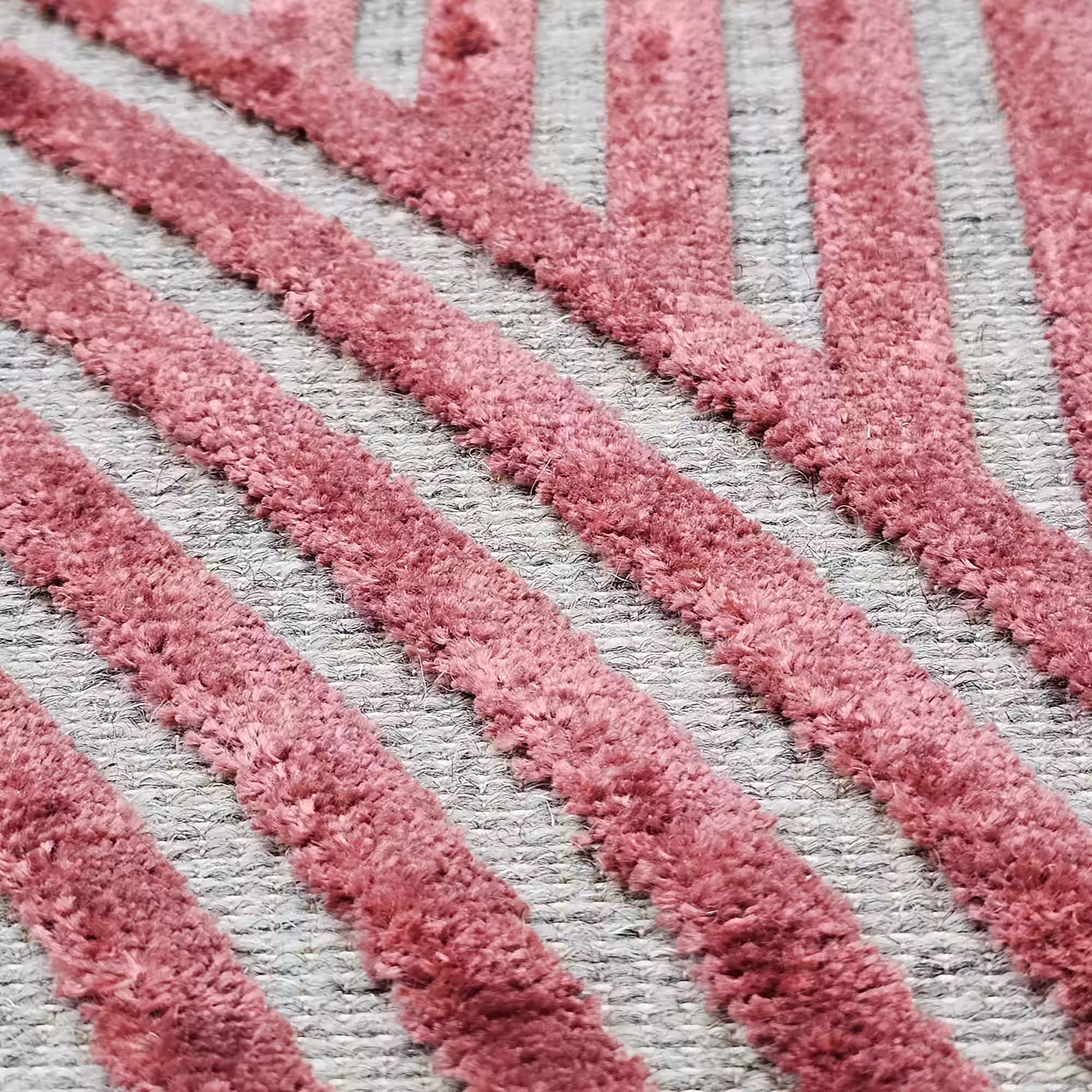 Saaga Rug, Red, Beige image 2