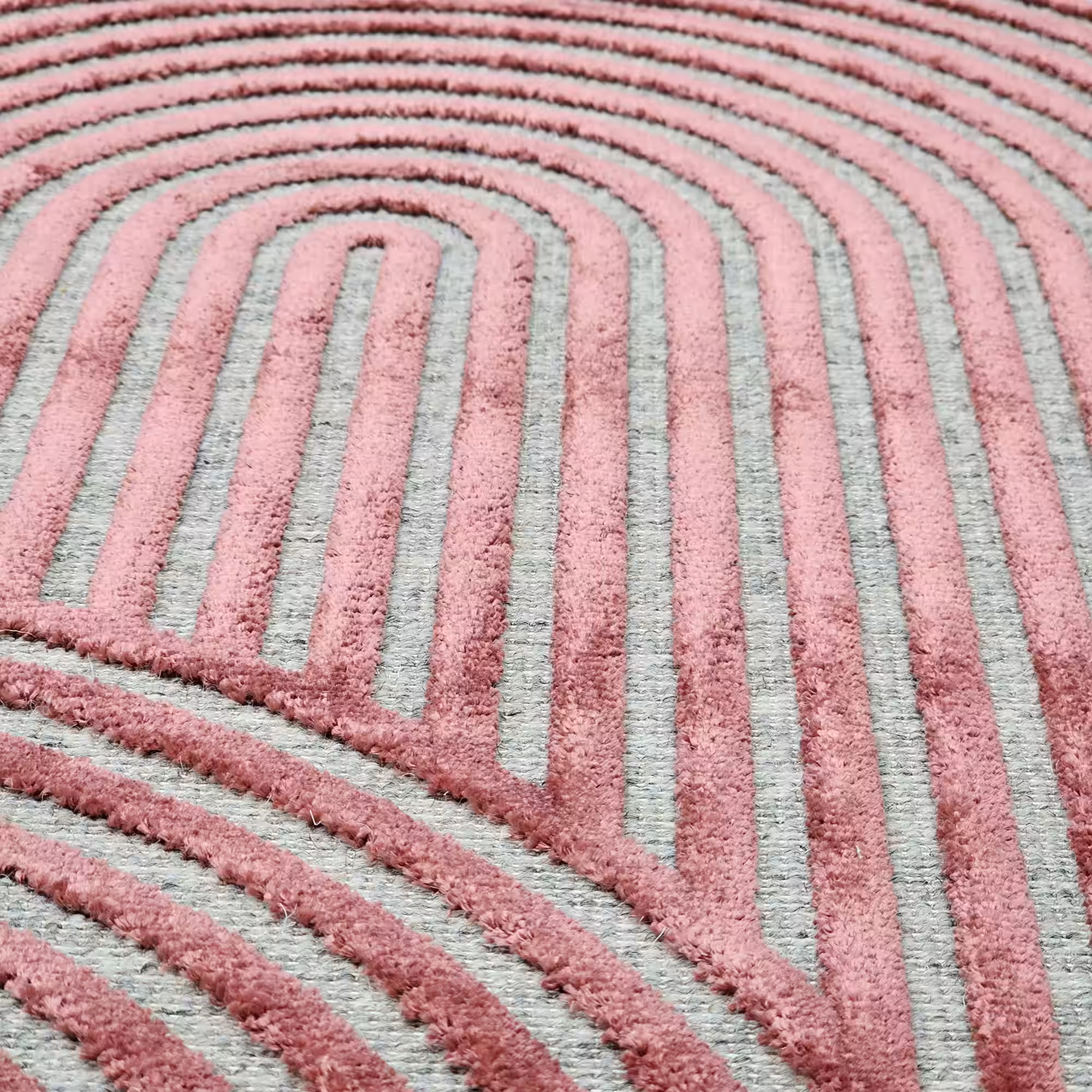 Saaga Rug, Red, Beige image 3