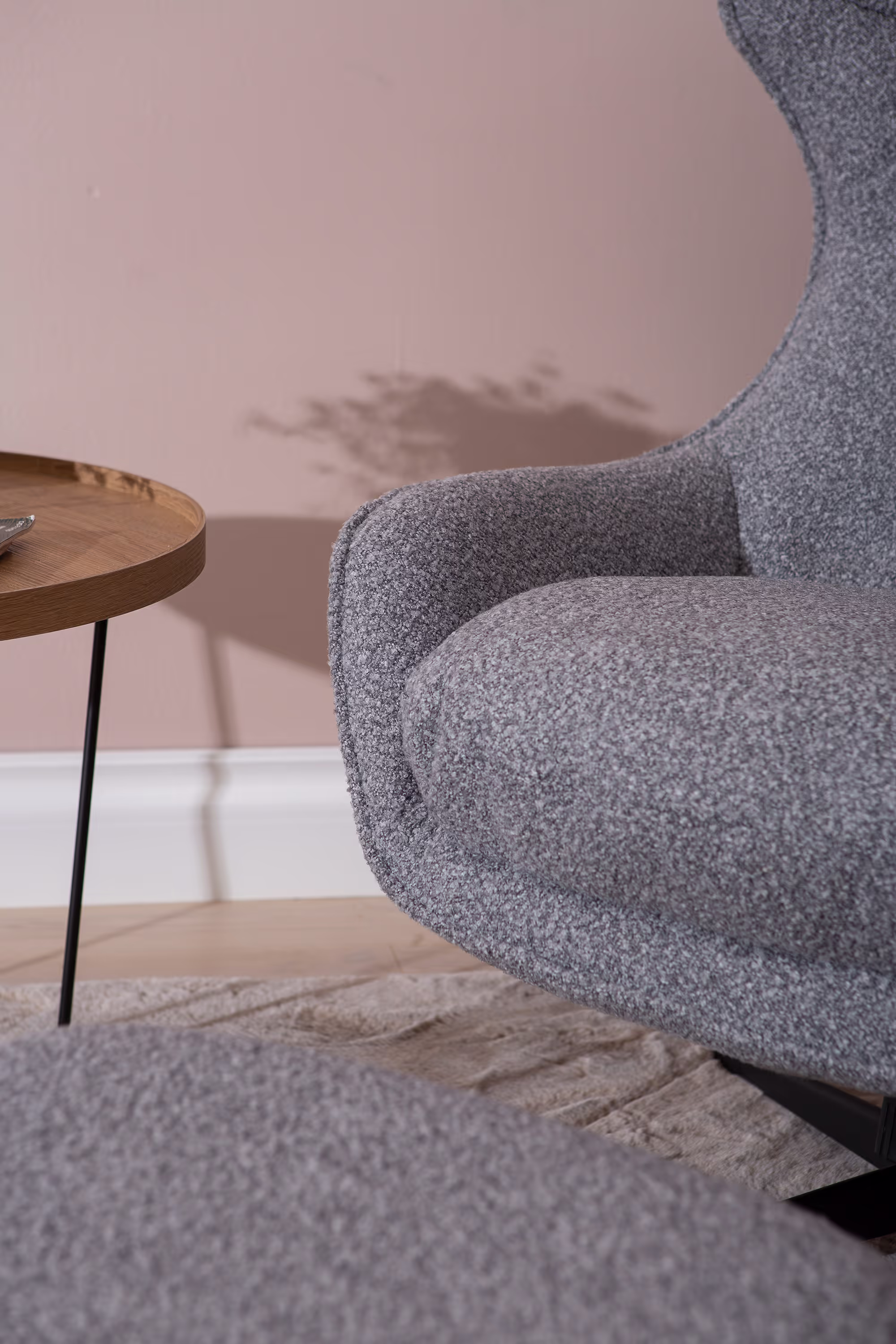 Breeze TV chair and ottoman set arranged in a modern living room setting